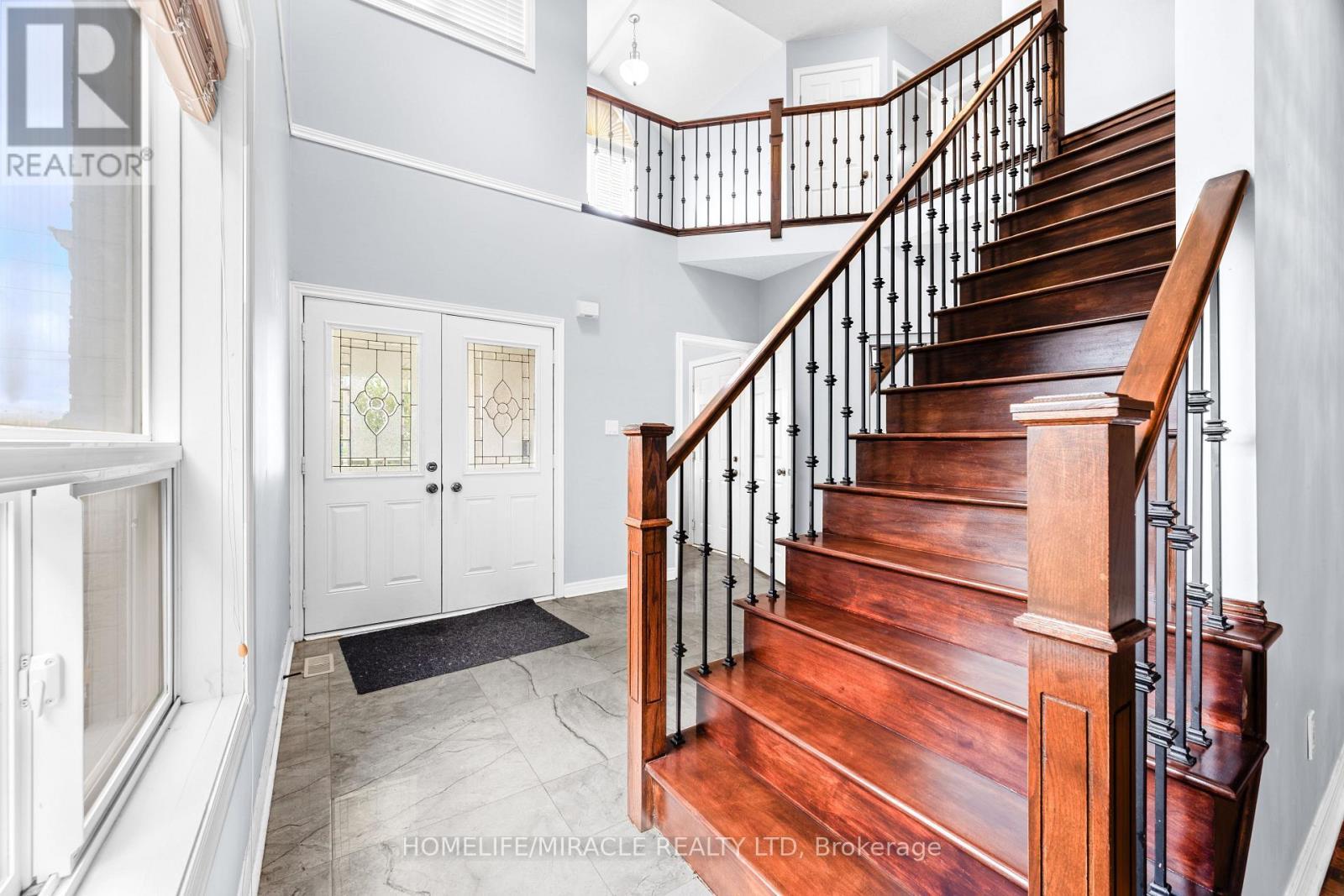 4 Clairfields Drive W, Guelph, ON - Indoor Photo Showing Other Room