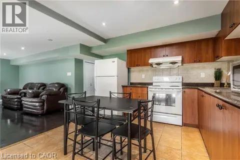 4 Clairfields Drive W, Guelph, ON - Indoor Photo Showing Kitchen