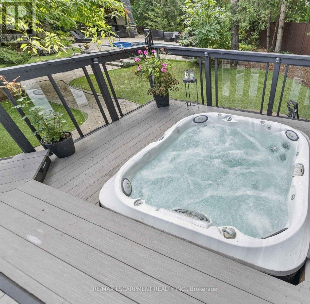 1063 Greenoaks Drive, Mississauga, ON - Outdoor With Deck Patio Veranda With Exterior
