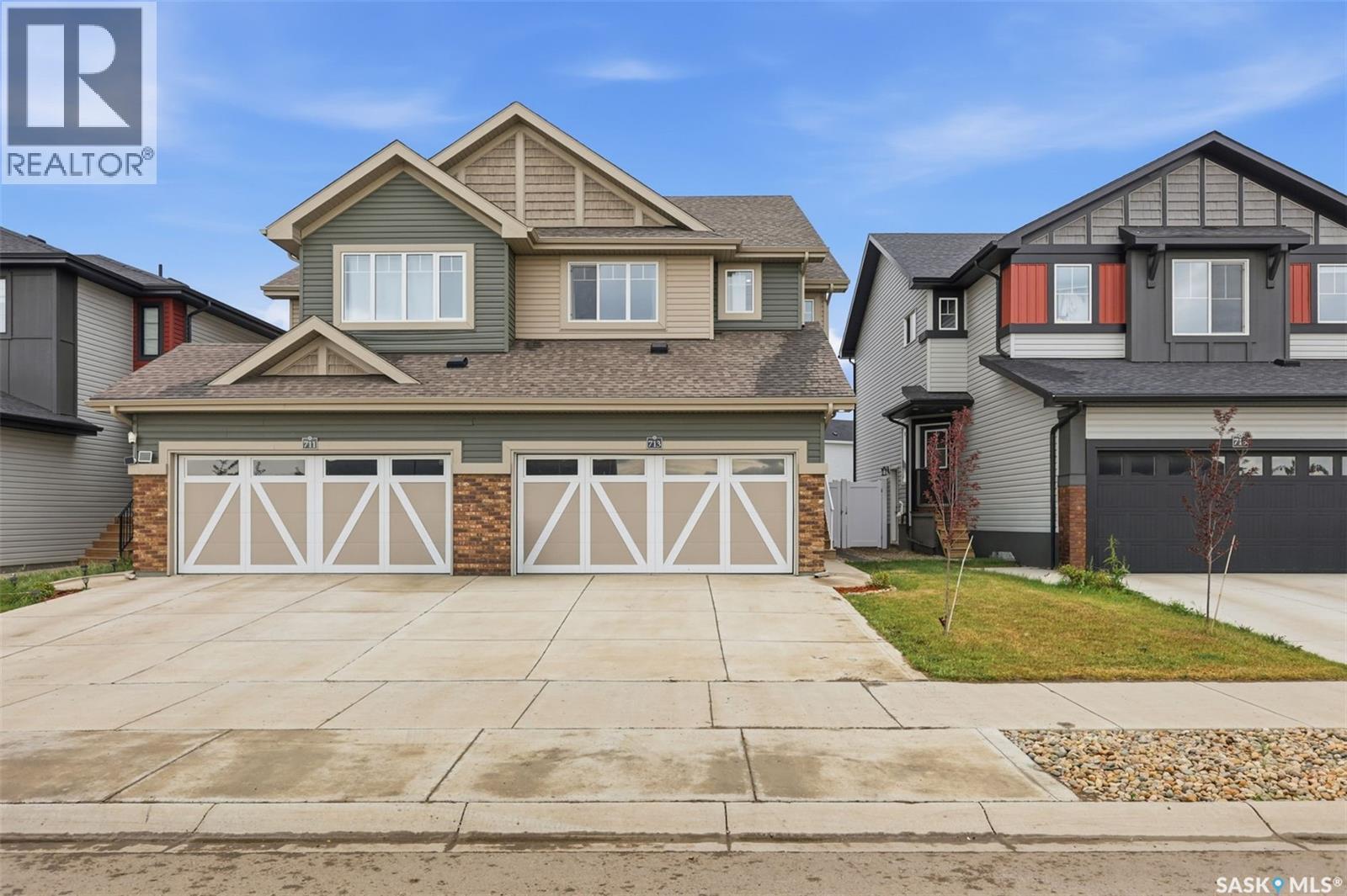 713 Brighton Boulevard, Saskatoon, SK - Outdoor With Facade