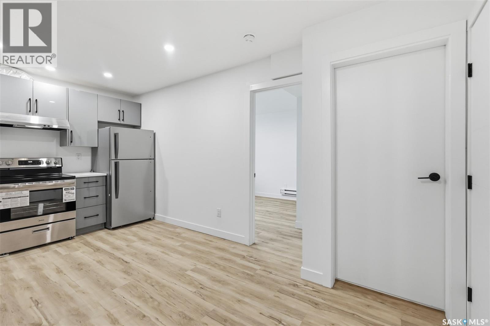 713 Brighton Boulevard, Saskatoon, SK - Indoor Photo Showing Kitchen
