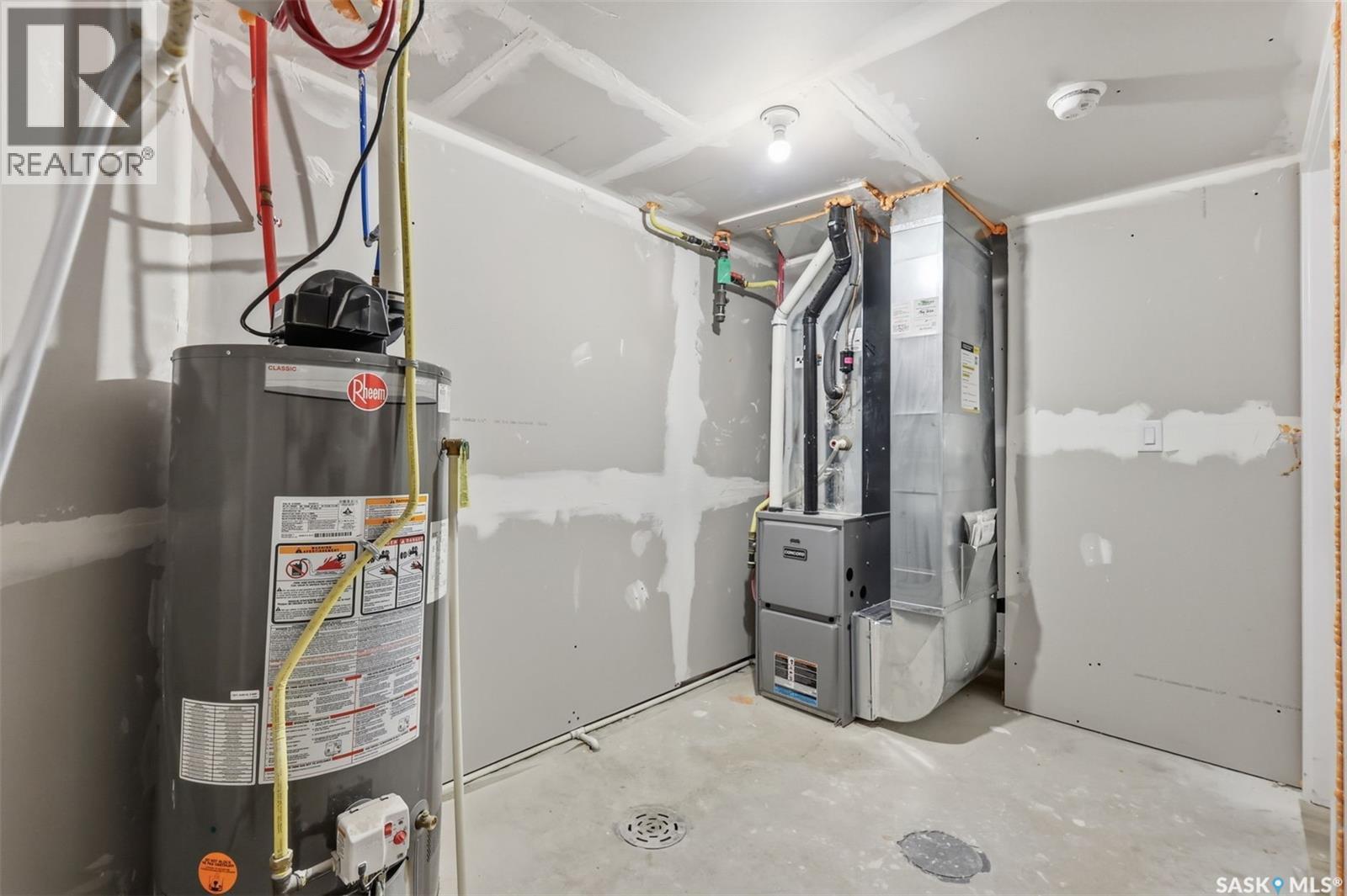 713 Brighton Boulevard, Saskatoon, SK - Indoor Photo Showing Basement