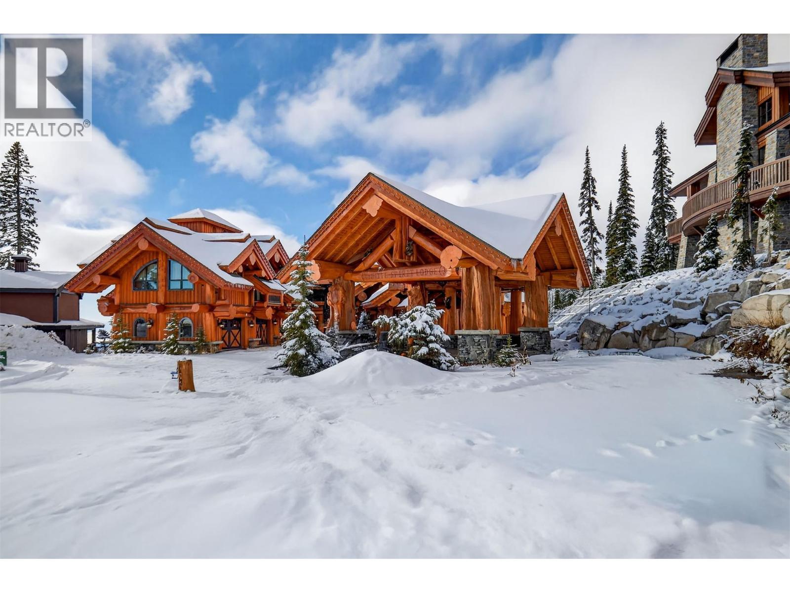 525 Feathertop Way, Big White, BC - Outdoor With Facade