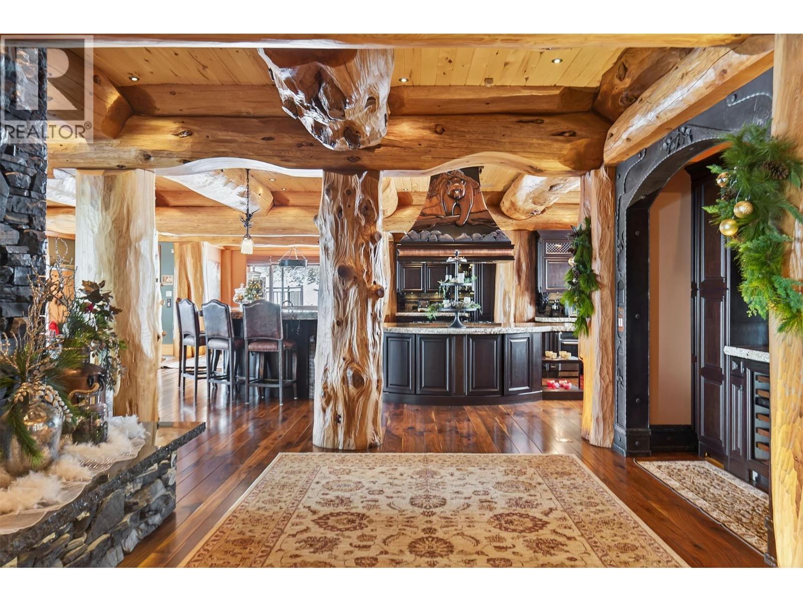525 Feathertop Way, Big White, BC - Photo Showing Other Room