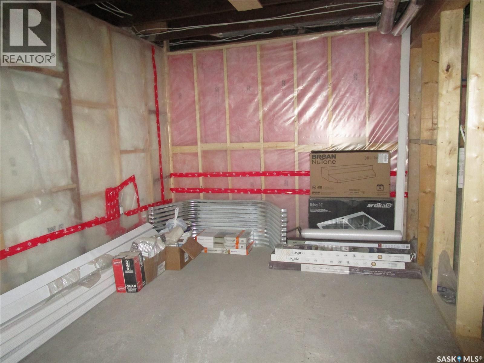 2011 1St Street S, Rockglen, SK - Indoor Photo Showing Basement