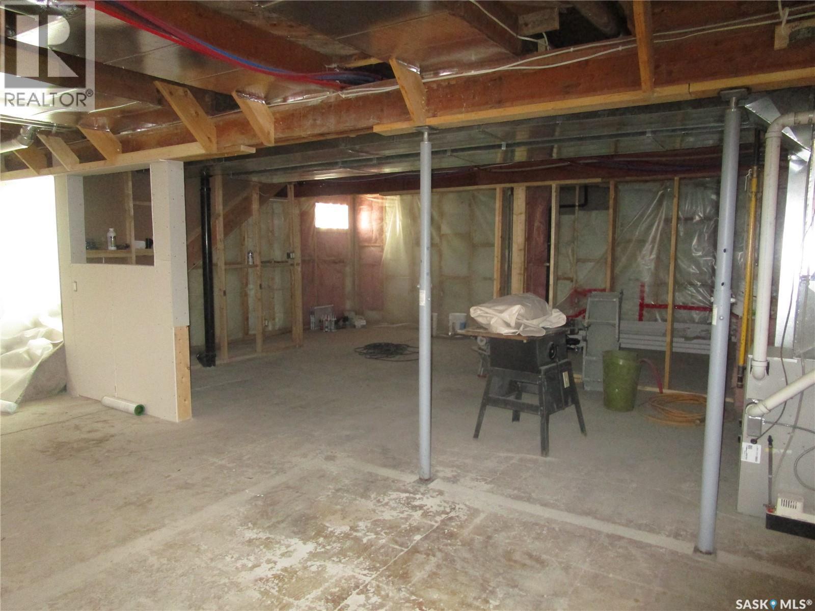 2011 1St Street S, Rockglen, SK - Indoor Photo Showing Basement