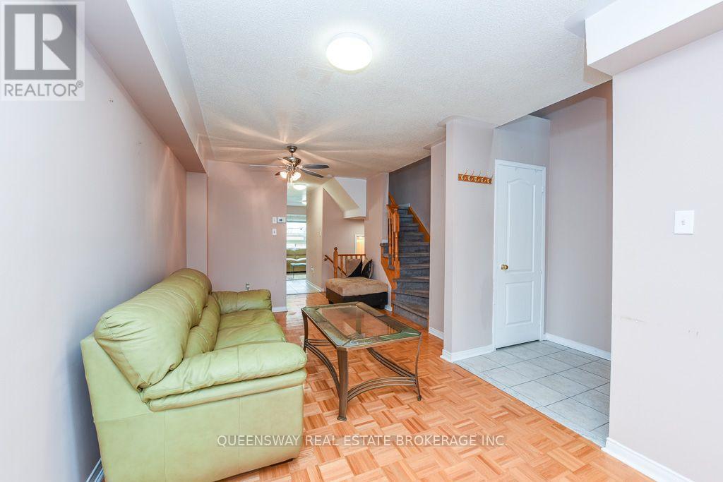 46 Thunderbird Trail, Brampton, ON - Indoor