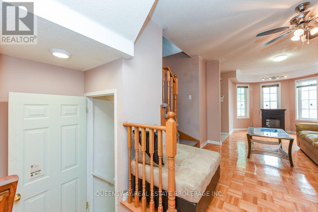 46 Thunderbird Trail, Brampton, ON - Indoor