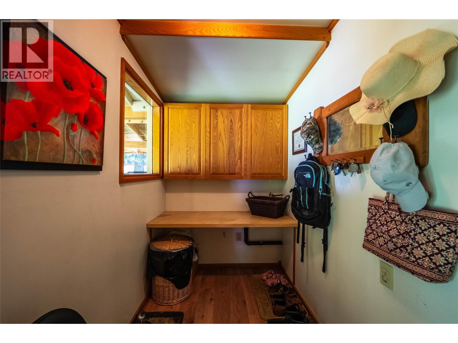 541 Bear Road, Salmo, BC - Indoor