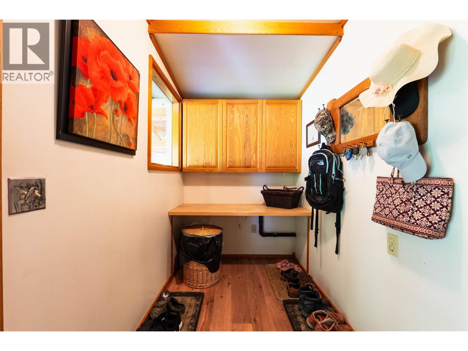 541 Bear Road, Salmo, BC - Indoor