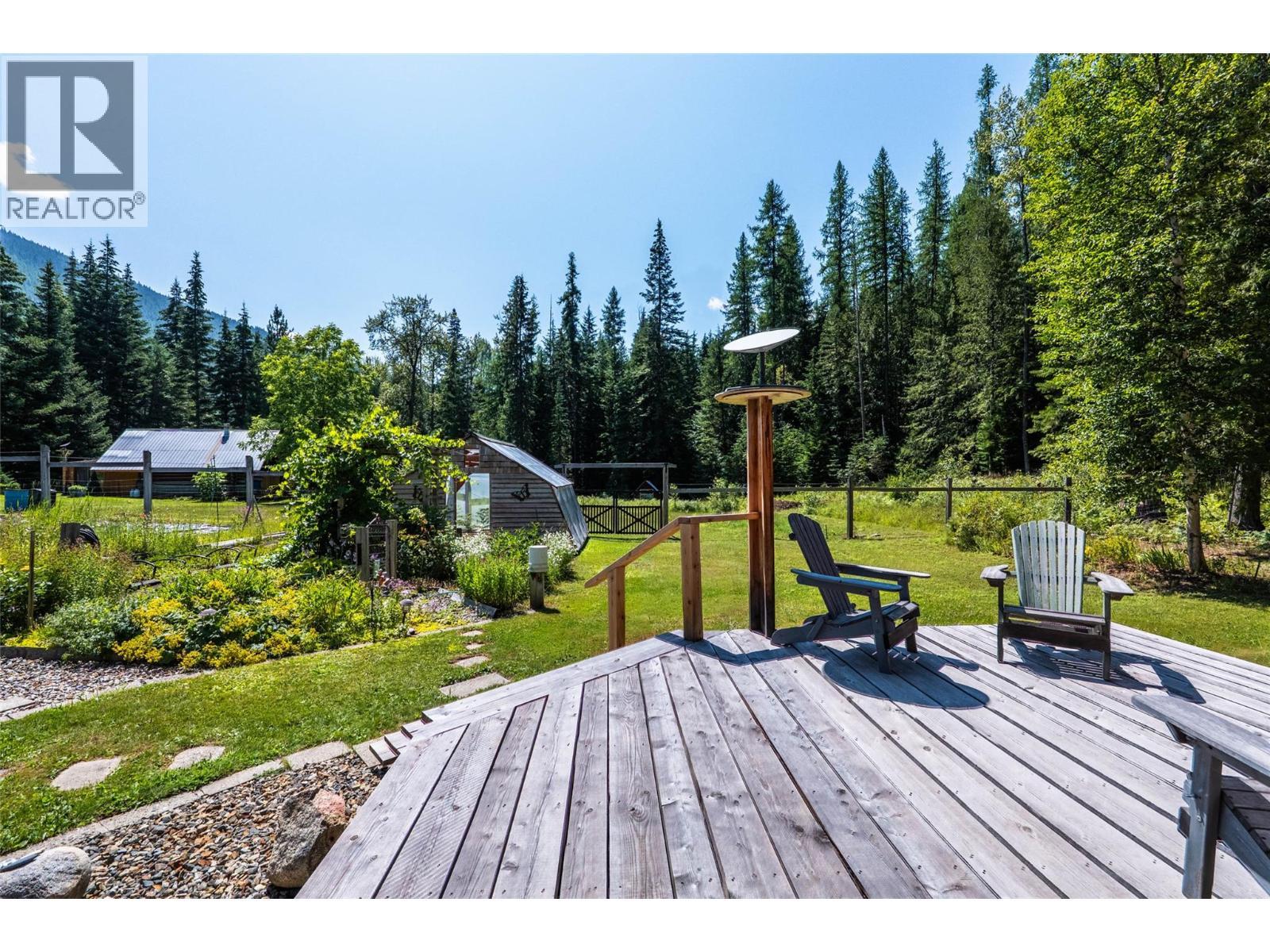 541 Bear Road, Salmo, BC - Outdoor With Deck Patio Veranda