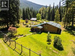 541 Bear Road Salmo, BC V0G 1Z0