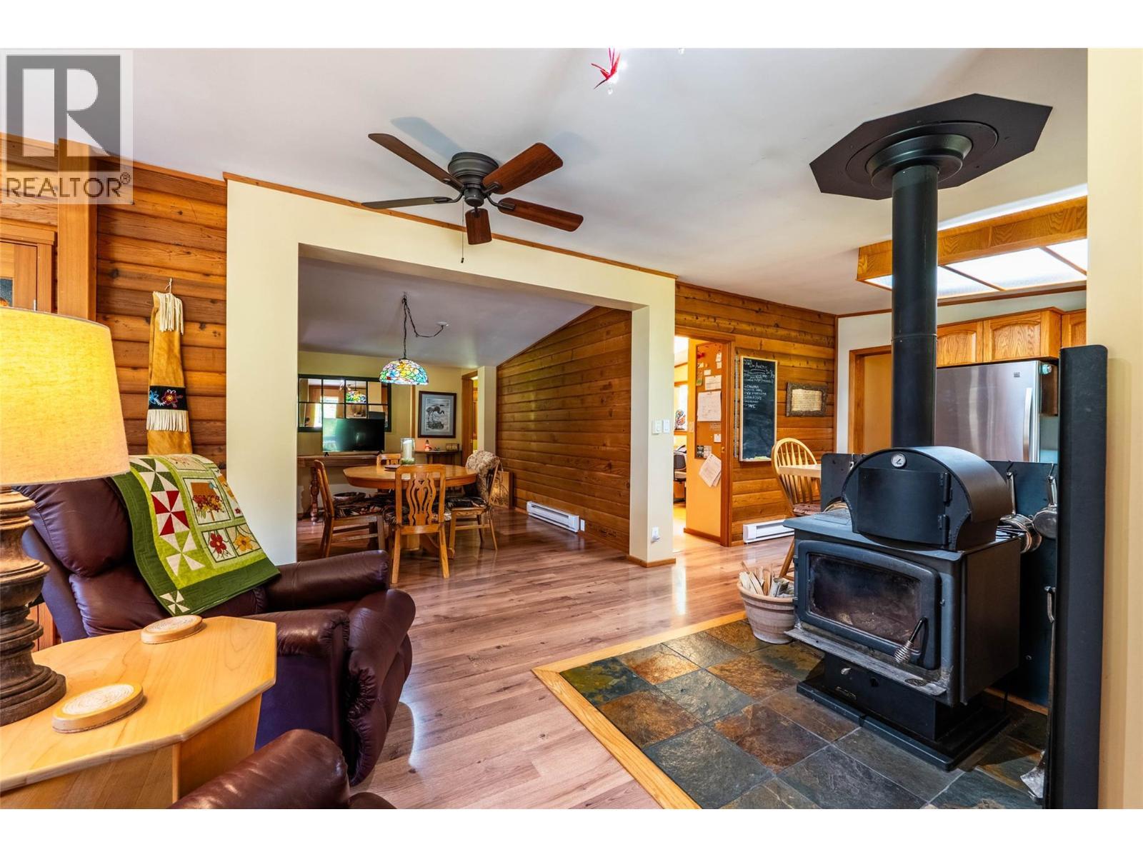 541 Bear Road, Salmo, BC - Indoor