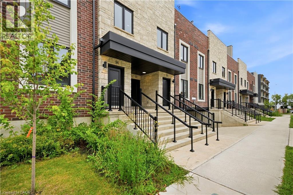 2 Slessor Boulevard Unit# 12, Grimsby, ON - Outdoor