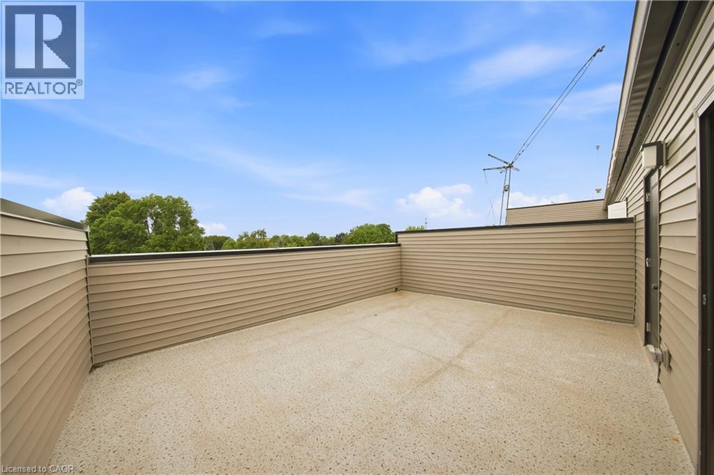 2 Slessor Boulevard Unit# 12, Grimsby, ON - Outdoor