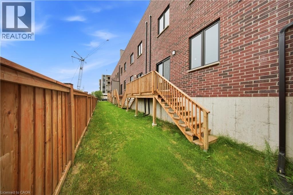 2 Slessor Boulevard Unit# 12, Grimsby, ON - Outdoor With Exterior