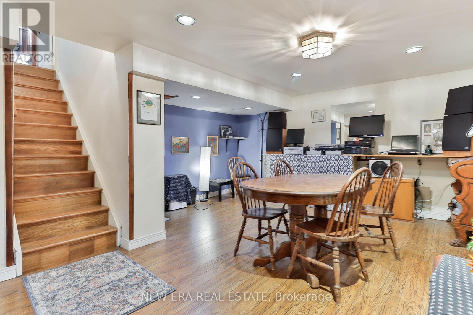 37 Glenthorne Drive, Toronto, ON - Indoor Photo Showing Dining Room