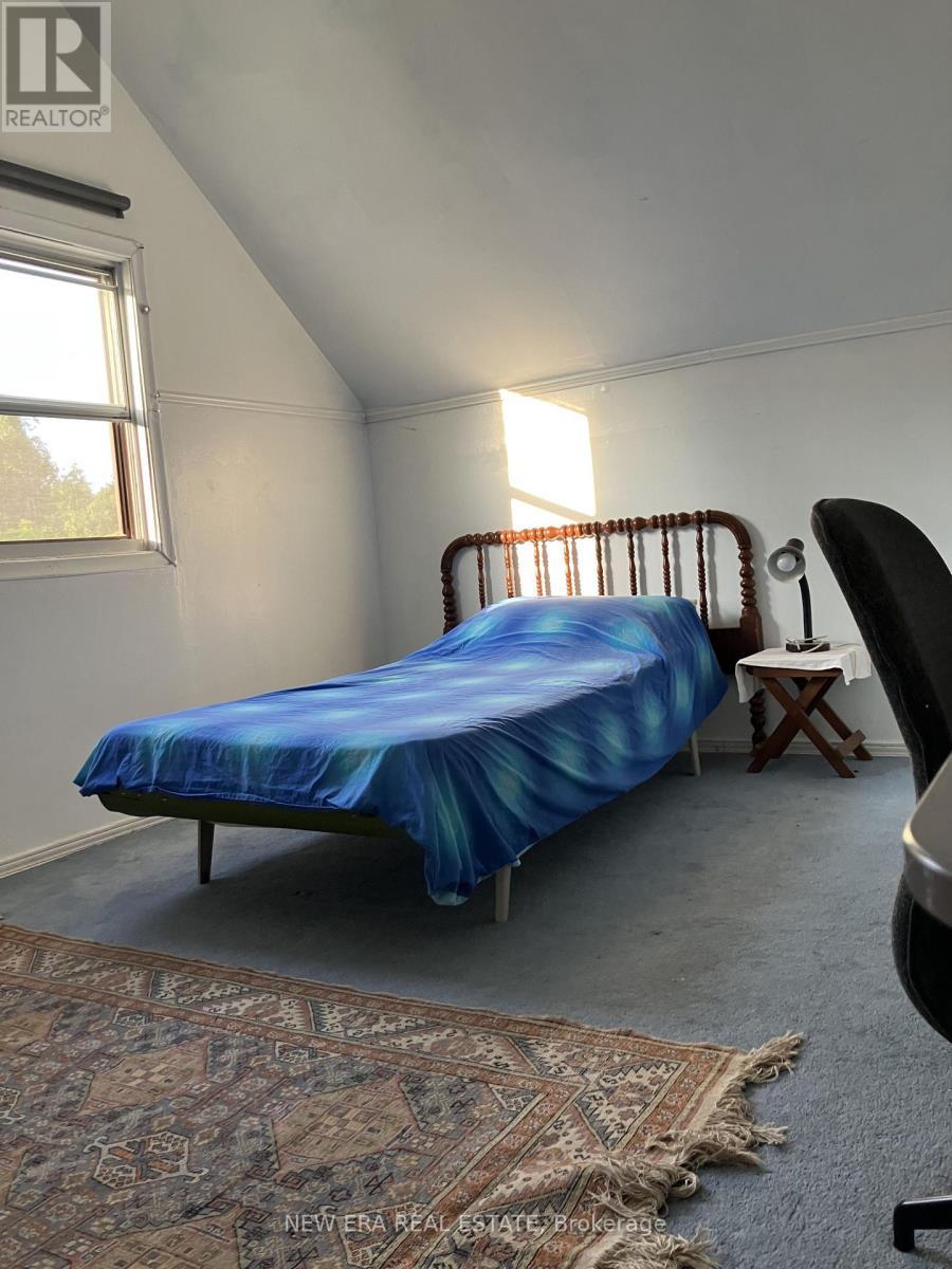 37 Glenthorne Drive, Toronto, ON - Indoor Photo Showing Bedroom