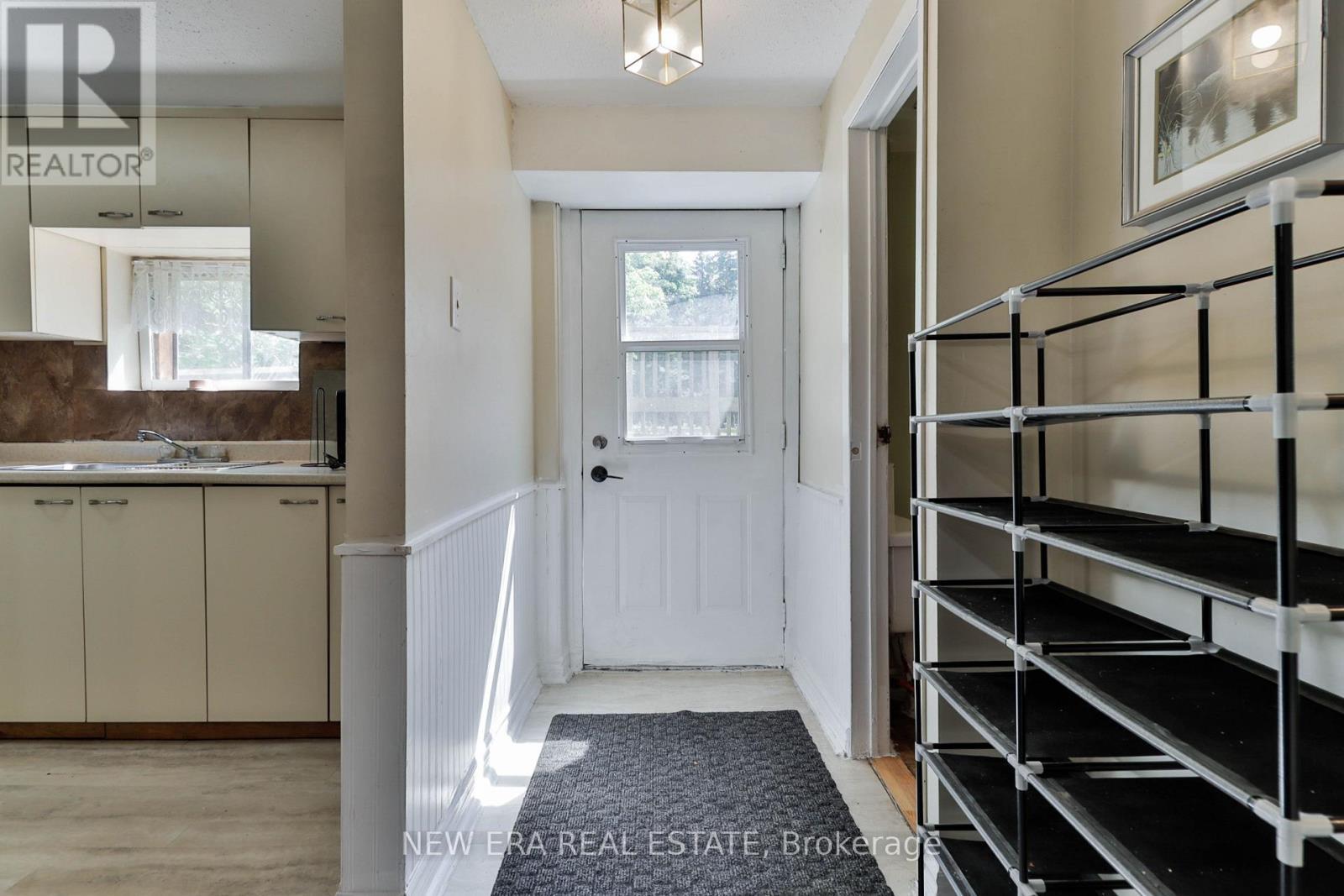 37 Glenthorne Drive, Toronto, ON - Indoor