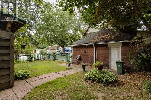 1088 King Street E, Hamilton, ON - Outdoor