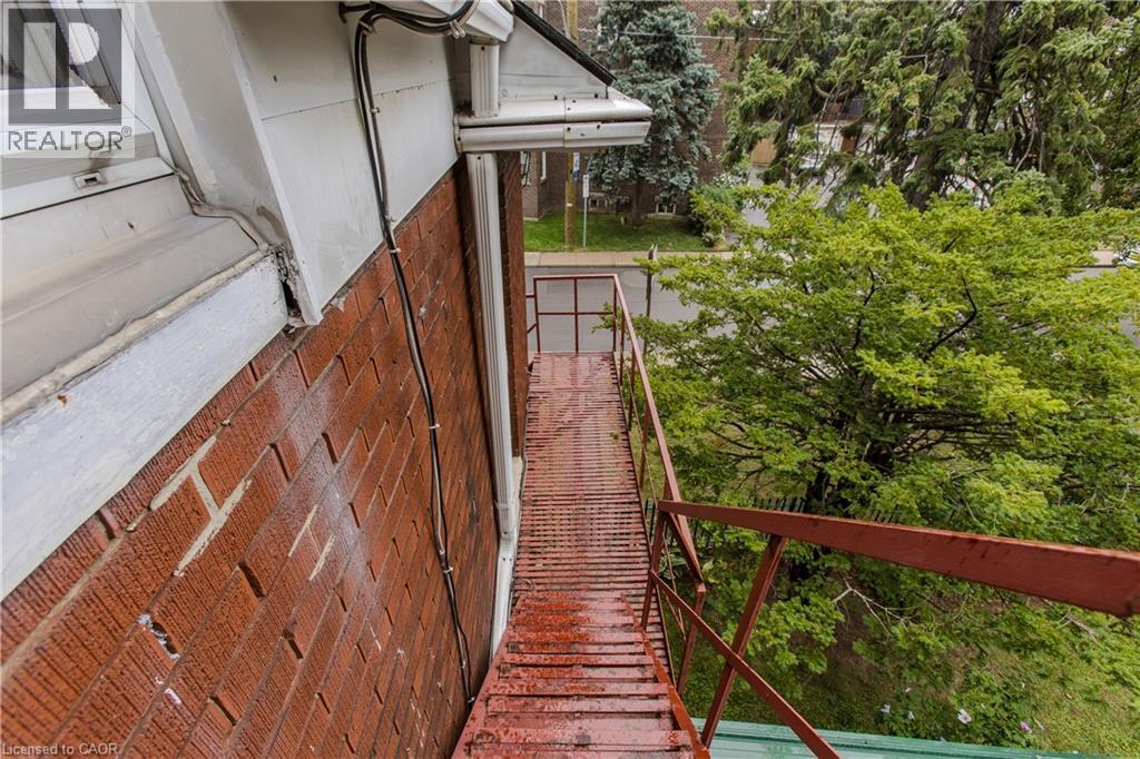 1088 King Street E, Hamilton, ON -