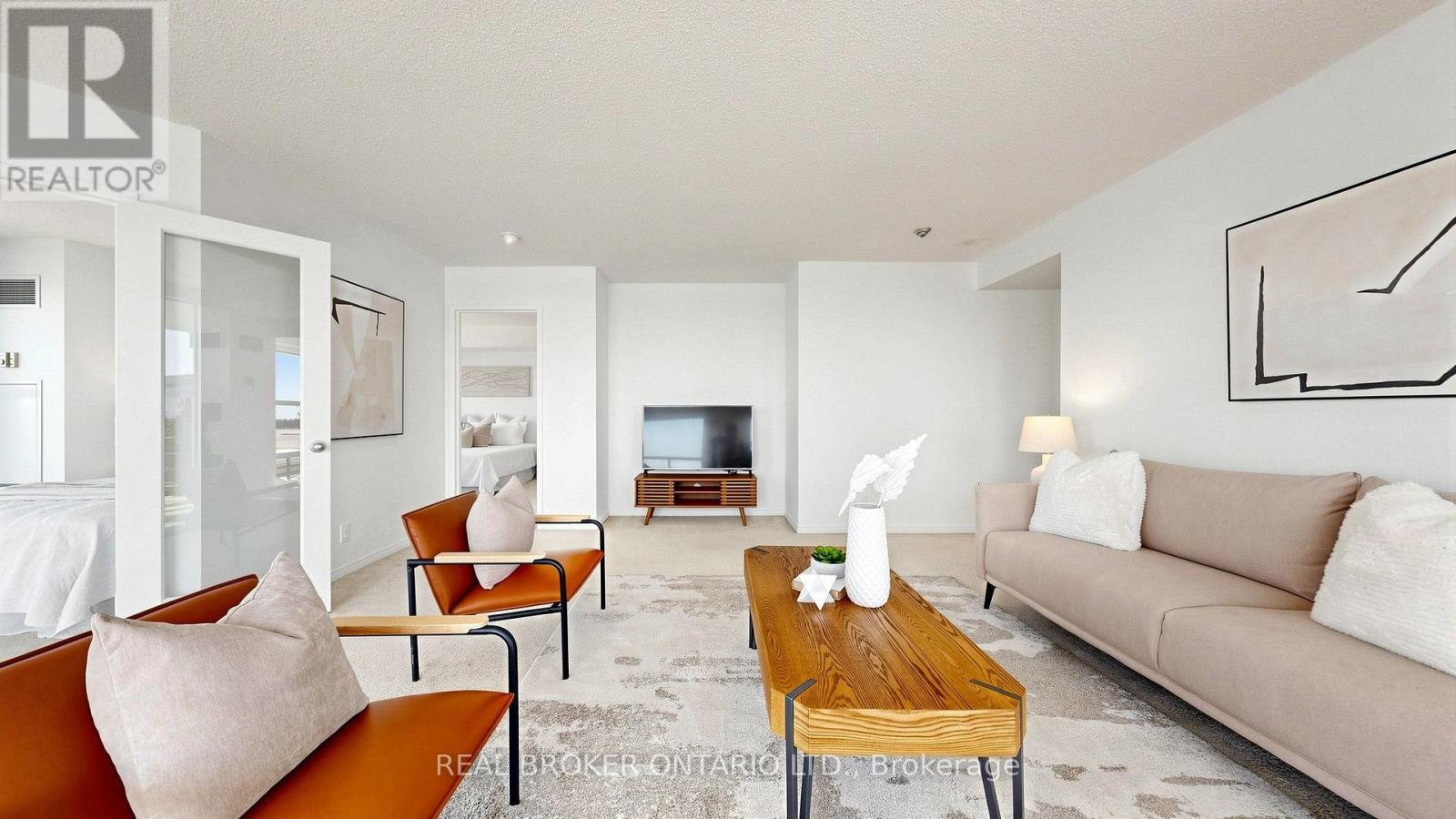 2108 - 99 Harbour Square, Toronto, ON - Indoor Photo Showing Living Room