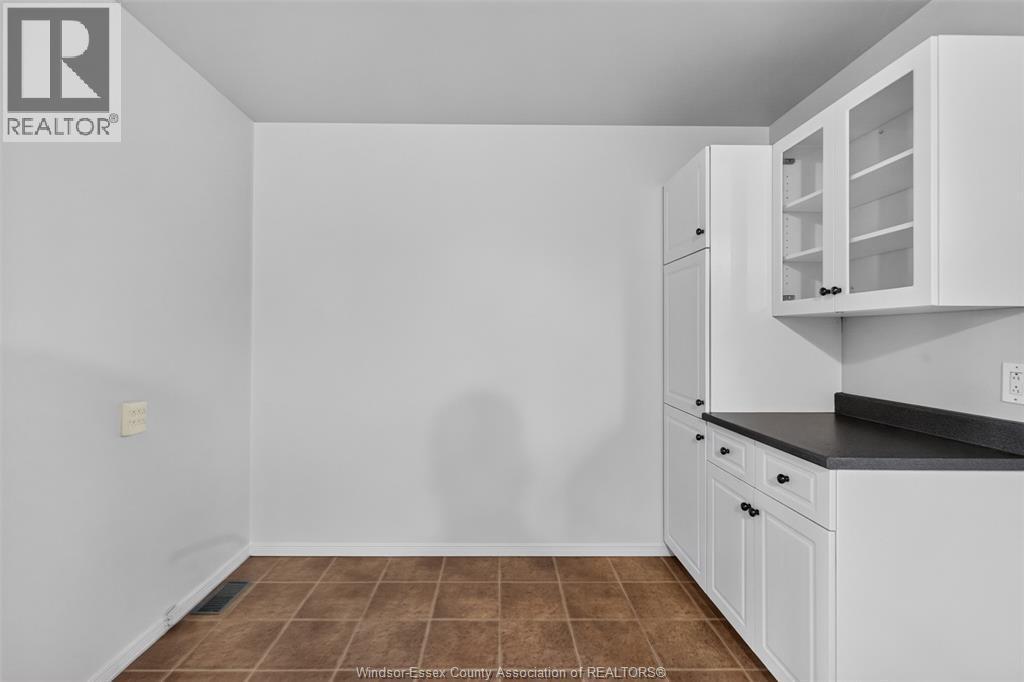 5015 Colbourne, Windsor, ON