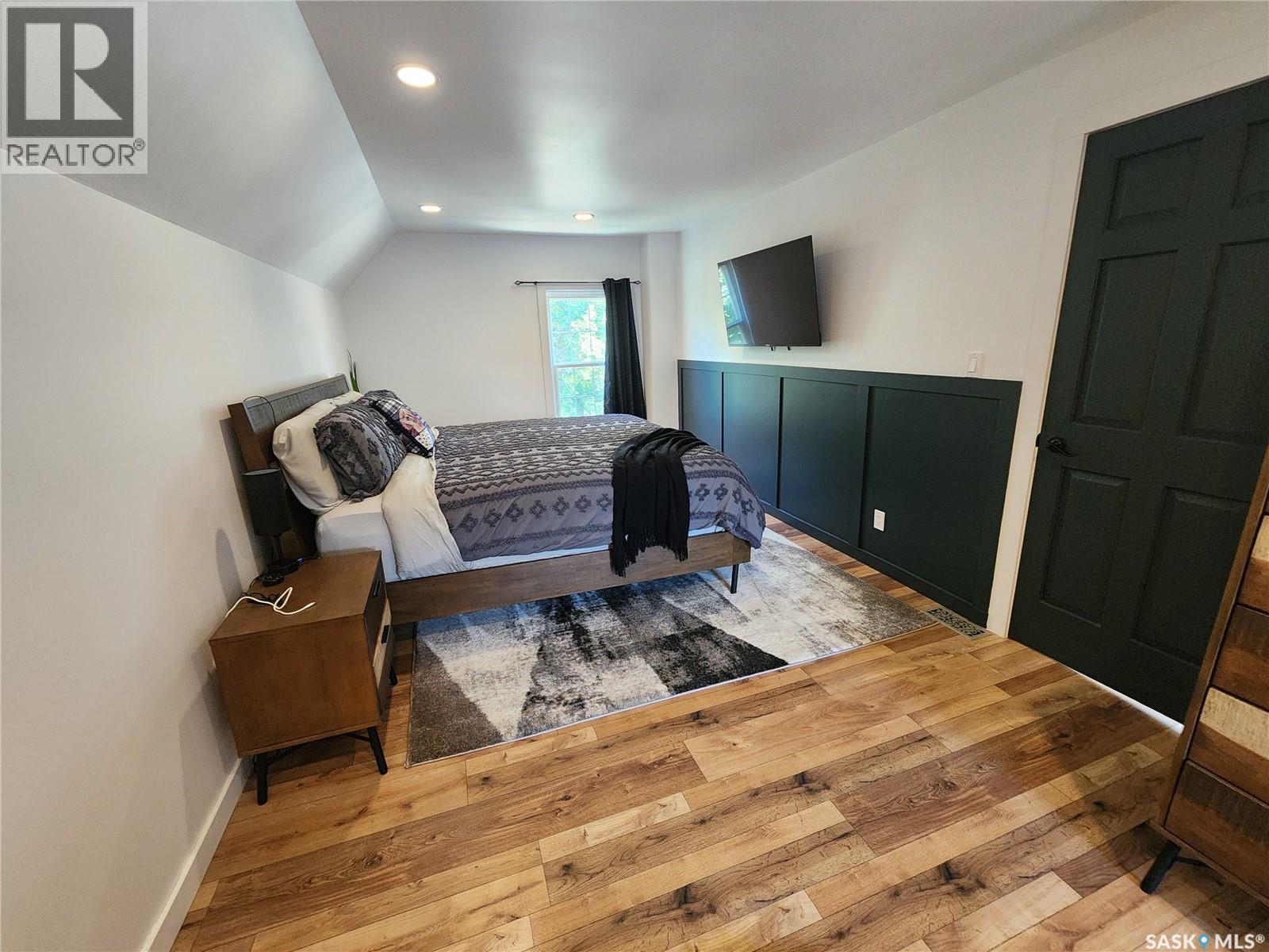 1401 3Rd Street, Estevan, SK - Indoor