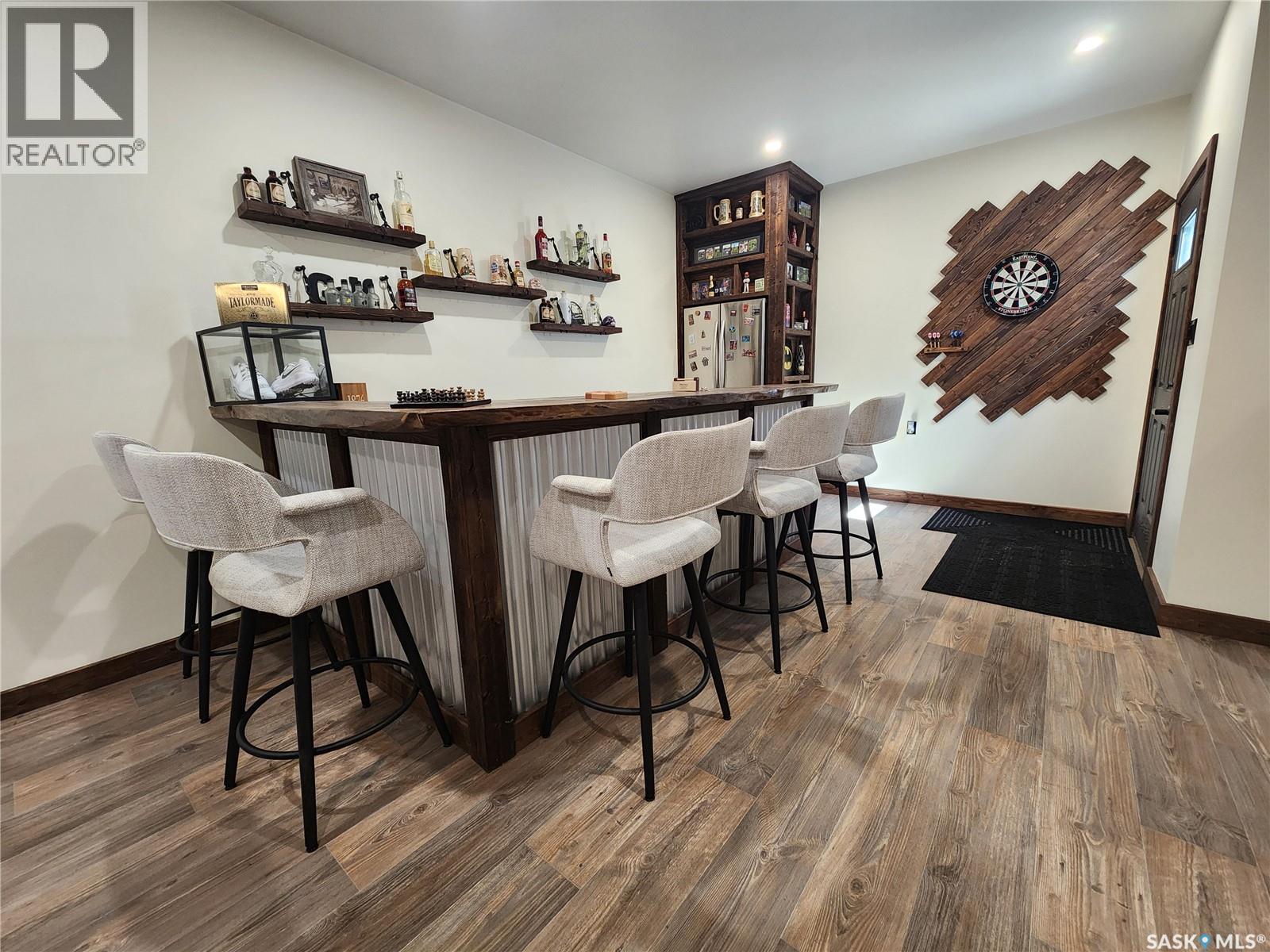 1401 3Rd Street, Estevan, SK - Indoor