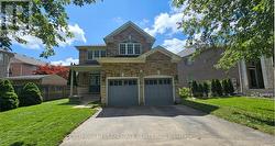 51 RAFFIA AVENUE Richmond Hill, ON L4E 4N1