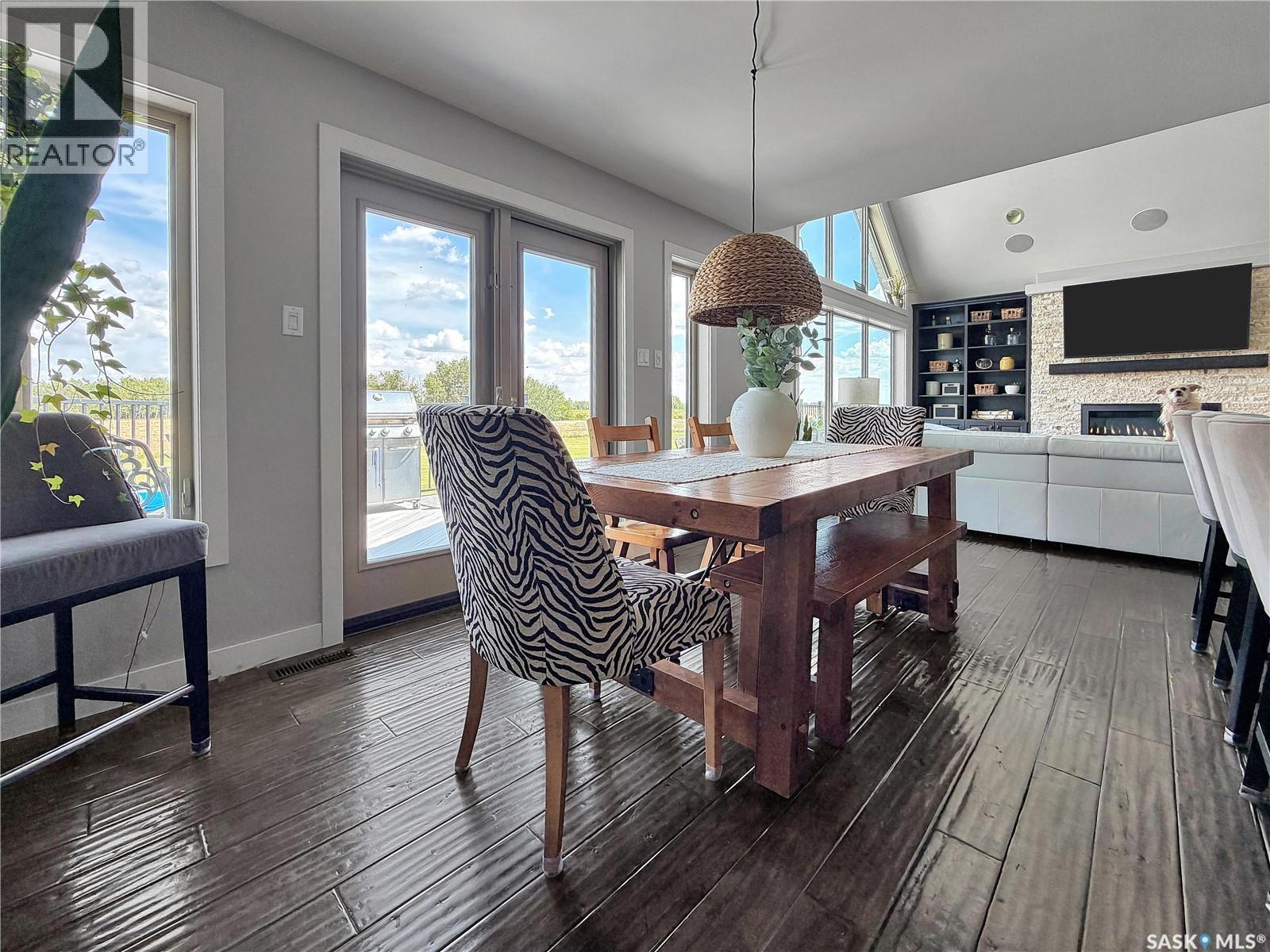 Bell Acreage, Brock Rm No. 64, SK - Indoor Photo Showing Dining Room