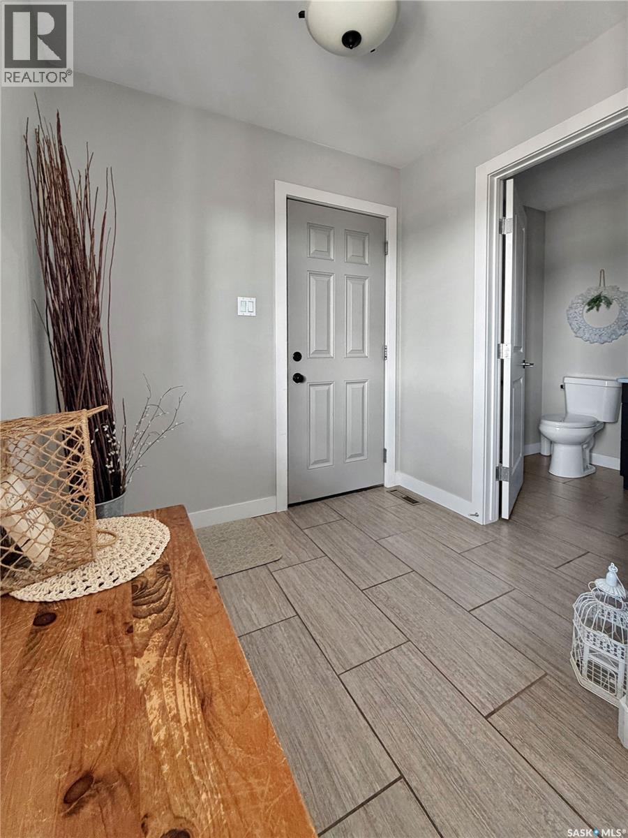 Bell Acreage, Brock Rm No. 64, SK - Indoor