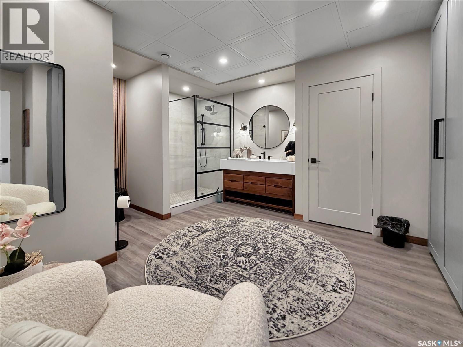 Bell Acreage, Brock Rm No. 64, SK - Indoor