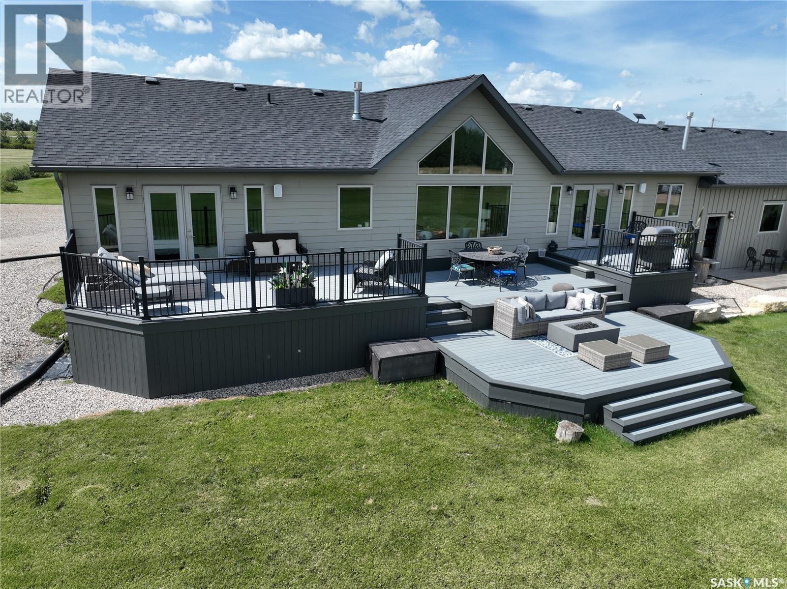 Bell Acreage, Brock Rm No. 64, SK - Outdoor With Deck Patio Veranda
