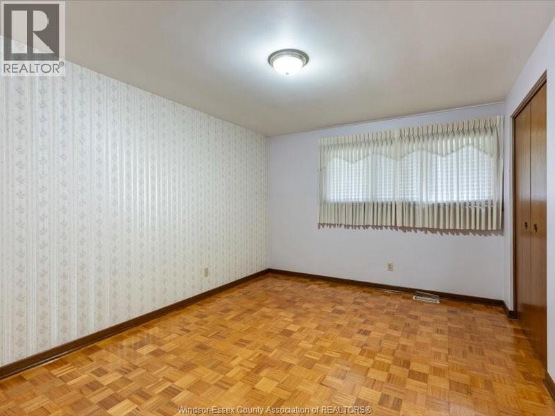 3325 Baseline Road, Windsor, ON - Indoor Photo Showing Other Room