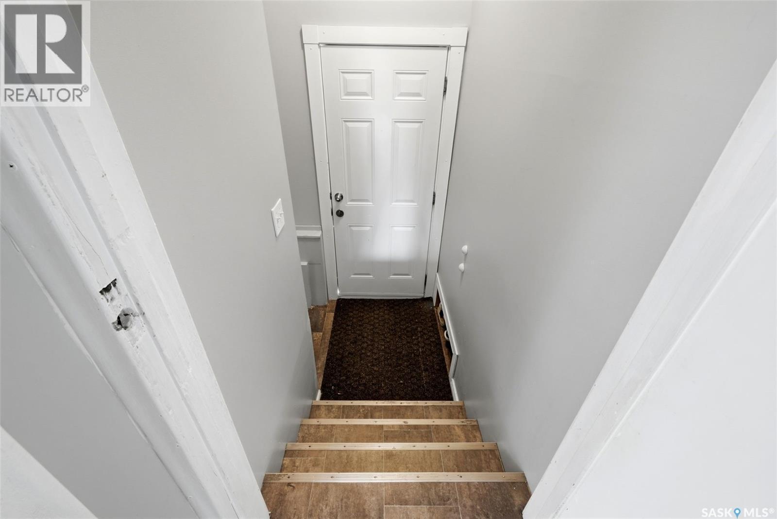1321 Victoria Avenue, Regina, SK - Indoor Photo Showing Other Room