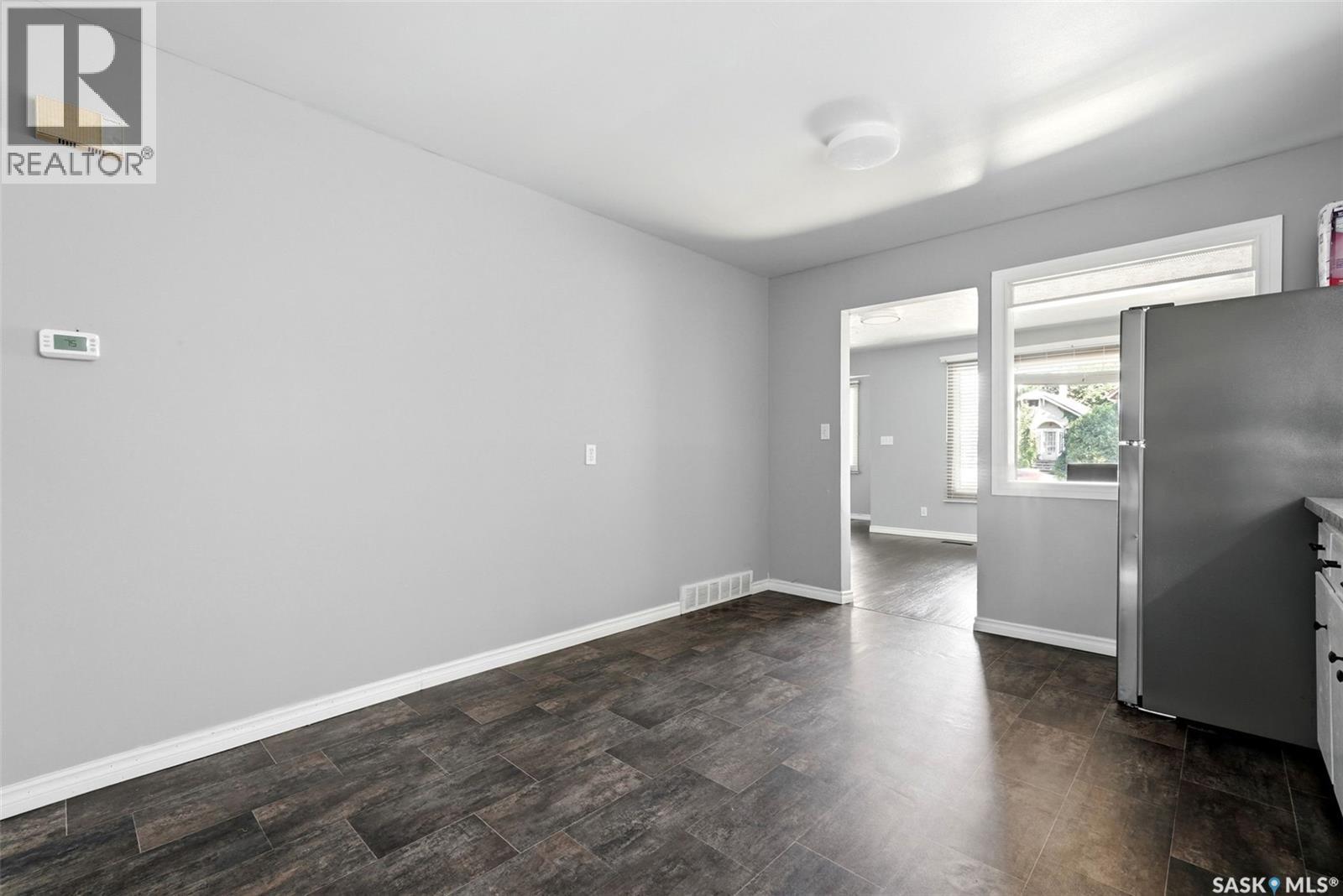 1321 Victoria Avenue, Regina, SK - Indoor Photo Showing Other Room