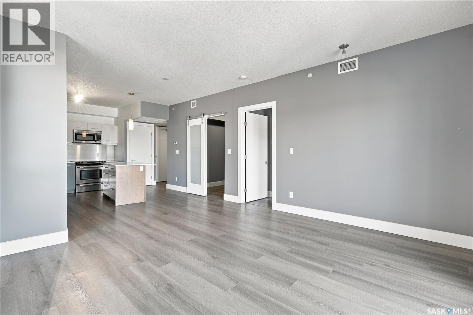 310 404 C Avenue S, Saskatoon, SK - Indoor Photo Showing Other Room