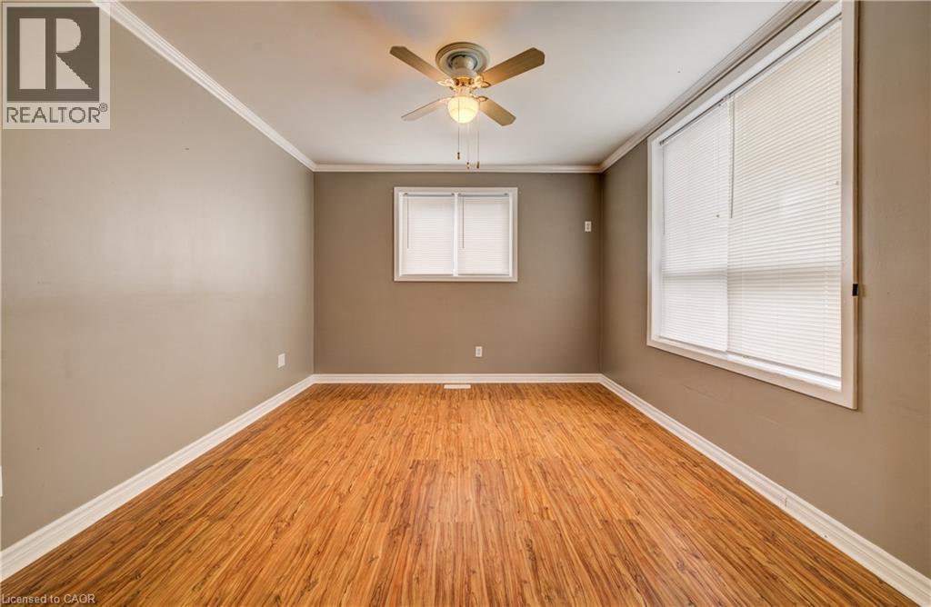 698 King Street W, Kitchener, ON - Indoor Photo Showing Other Room