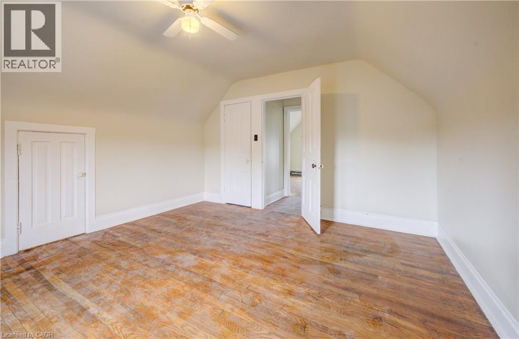 698 King Street W, Kitchener, ON - Indoor Photo Showing Other Room