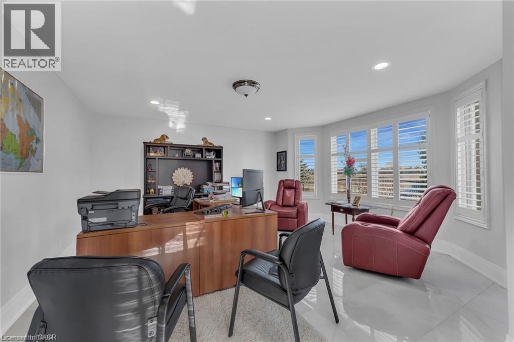 283 Second Road E, Stoney Creek, ON - Indoor