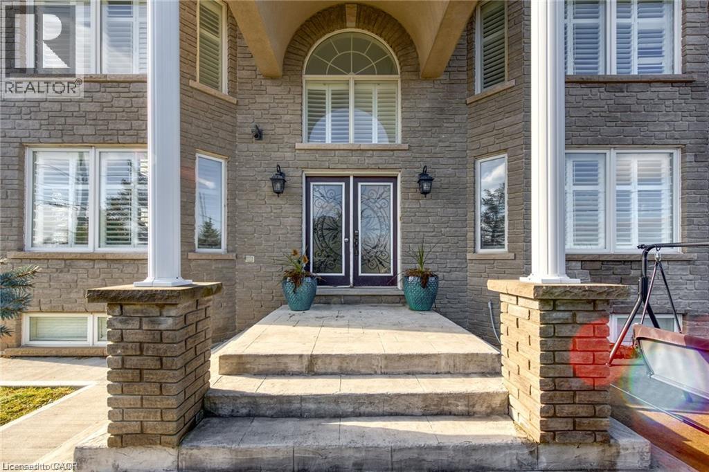 283 Second Road E, Stoney Creek, ON - Outdoor With Facade