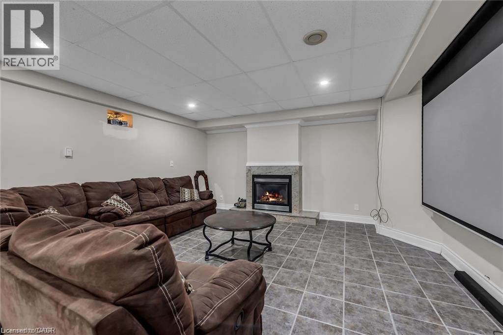 283 Second Road E, Stoney Creek, ON - Indoor With Fireplace
