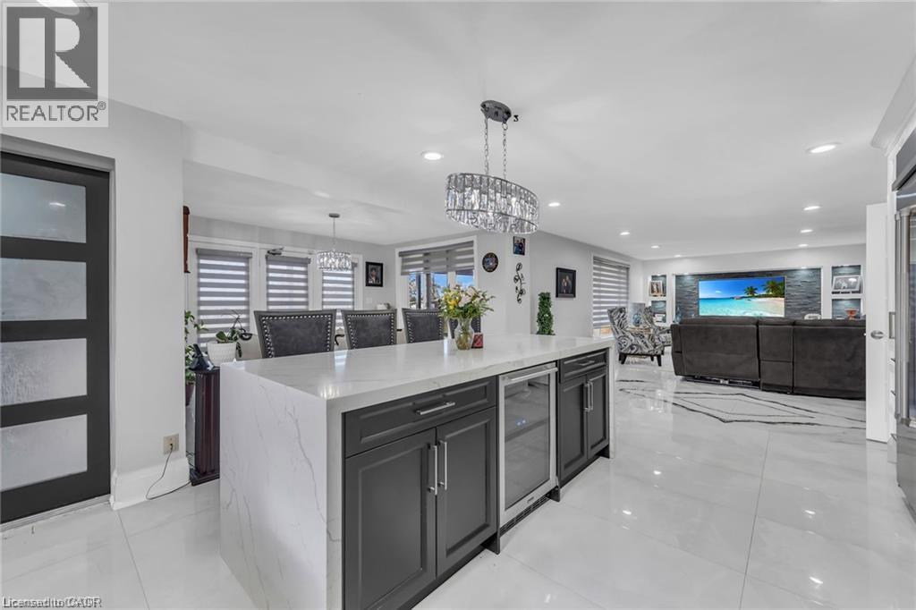 283 Second Road E, Stoney Creek, ON - Indoor