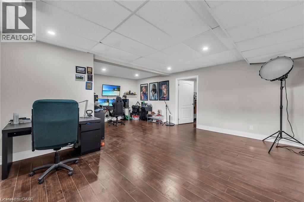 283 Second Road E, Stoney Creek, ON - Indoor