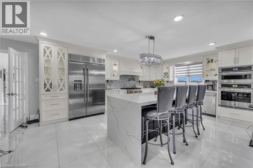283 Second Road E, Stoney Creek, ON - Indoor