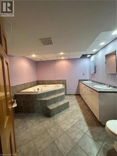 613 Rymal Road W, Hamilton, ON - Indoor Photo Showing Other Room