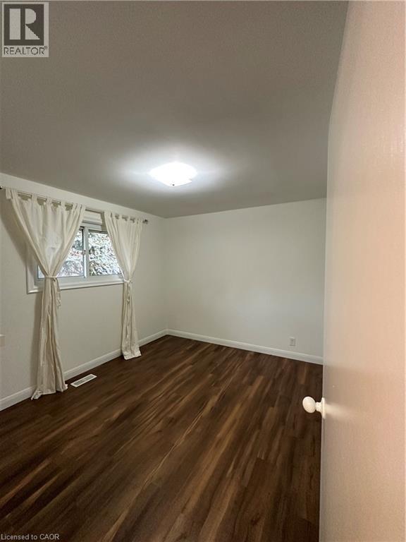 613 Rymal Road W, Hamilton, ON - Indoor Photo Showing Other Room
