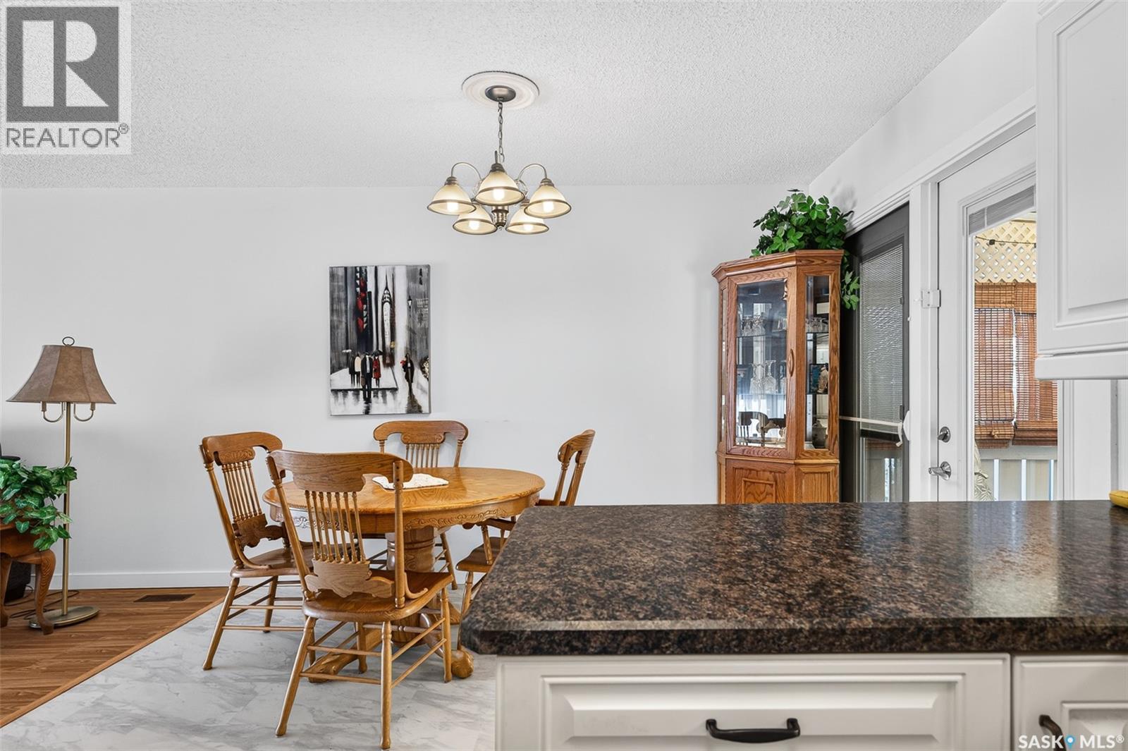 1338 Glendale Street, Moose Jaw, SK - Indoor Photo Showing Dining Room