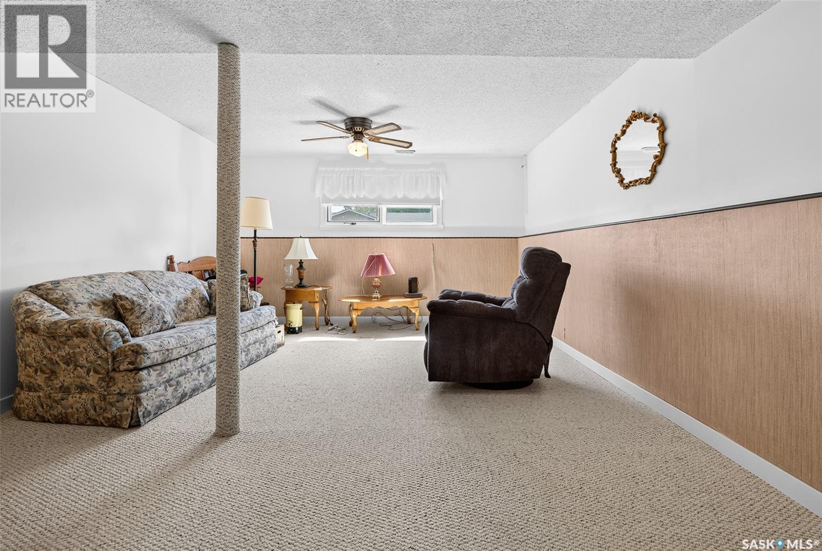1338 Glendale Street, Moose Jaw, SK - Indoor Photo Showing Other Room